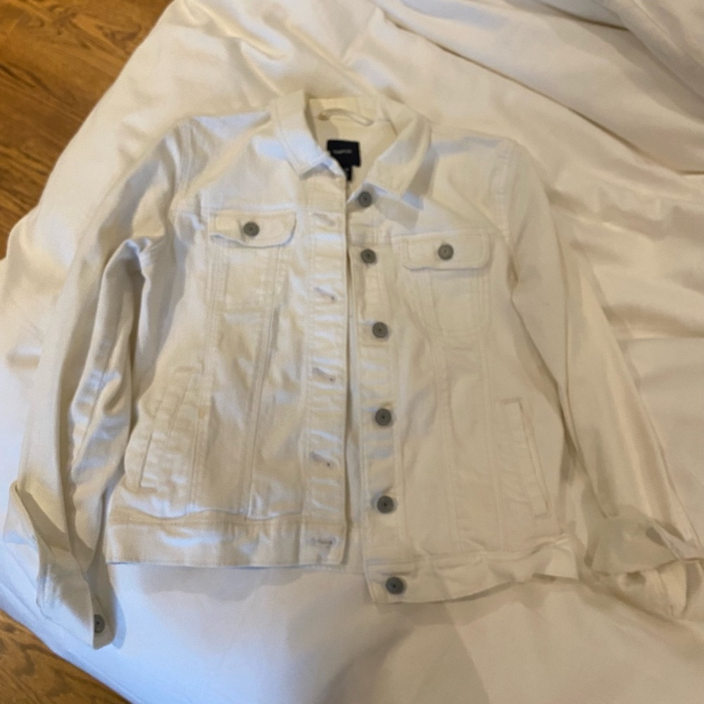 white jean jacket